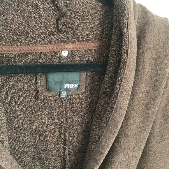 Wilfred Free Rousseau Sweater- Aritzia - Picture 4 of 7